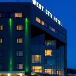 Фотография гостиницы West City Hotel