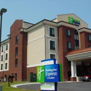 Фотографии гостиницы 
            Holiday Inn Express Hotels & Suites Rockingham West, an IHG Hotel