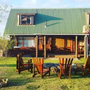 Фотографии базы отдыха 
            A Log Home at Buffalo Creek