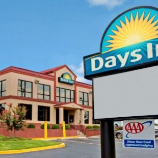 Фотография гостиницы Days Inn by Wyndham Lawrenceville