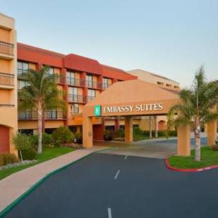 Фотографии гостиницы 
            Embassy Suites San Luis Obispo