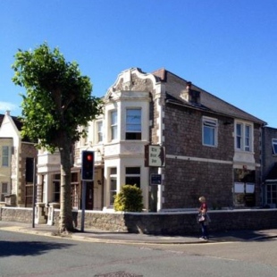 Фотография гостиницы Guest House @ The Bear