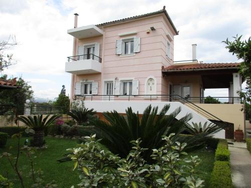 Фотография гостевого дома Dimitris Corinthian House