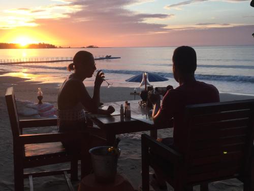 Фотографии гостиницы 
            Ao Thong Beach Bungalows