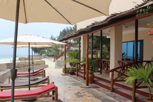 Фотографии мини отеля 
            Faridu Beach Bungalows