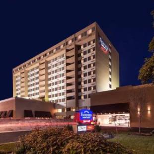 Фотографии гостиницы 
            Fairfield Inn & Suites by Marriott Charlotte Uptown