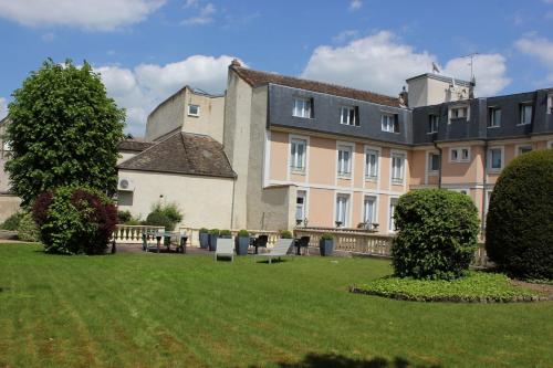 Фотография гостиницы The Originals City, Archotel, Sens (Inter-Hotel)