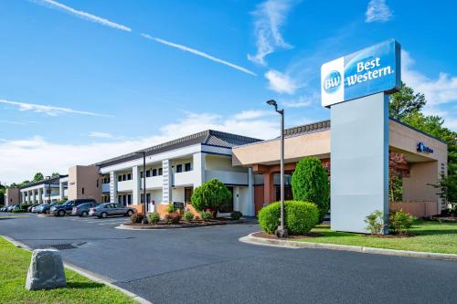 Фотография гостиницы Best Western Salisbury Plaza