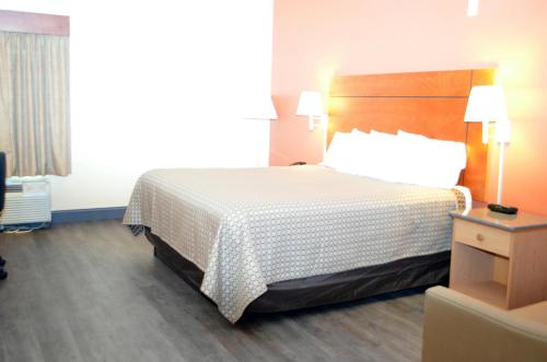 Фотография мотеля HomeTown Inn-Ringgold