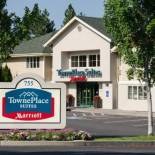 Фотография гостиницы TownePlace Suites Old Mill District, Bend Near Mt Bachelor