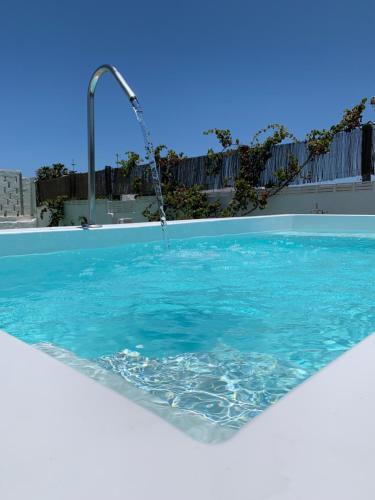 Фотография гостевого дома VALTISYA POOL AND AIRPORT