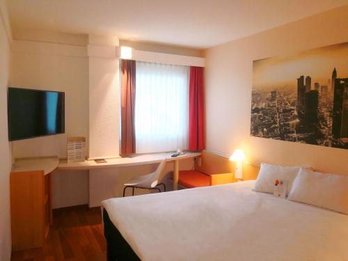 Фотография гостиницы ibis Hotel Frankfurt Airport
