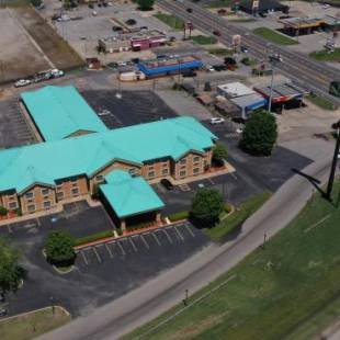 Фотографии гостиницы
Quality Inn and Suites Alma