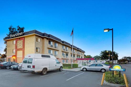 Фотография гостиницы Days Inn by Wyndham Woodland