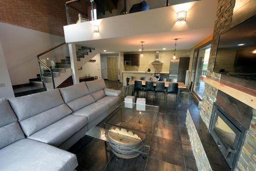 Фотография гостевого дома Casa Rural La Puerta Del Río Lobos