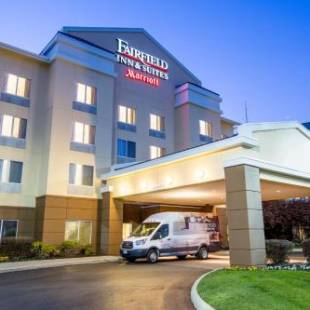 Фотографии гостиницы 
            Fairfield Inn & Suites Columbus OSU