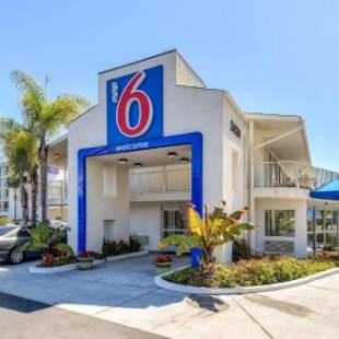 Фотографии гостиницы 
            Motel 6-San Diego, CA - Hotel Circle - Mission Valley