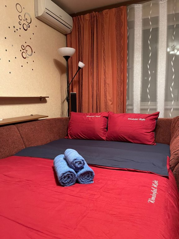 Фотография квартиры Апартаменты 2 комнатные с балконом в центре города, рядом Парк Победы