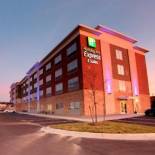 Фотография гостиницы Holiday Inn Express & Suites - Detroit Northwest - Livonia, an IHG Hotel