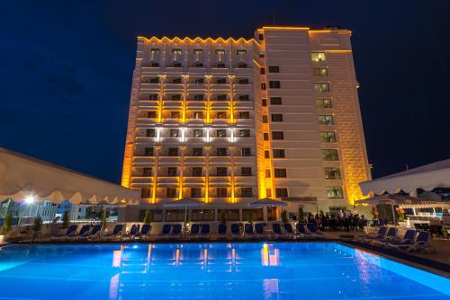 Фотография гостиницы Best Western Plus Khan Hotel