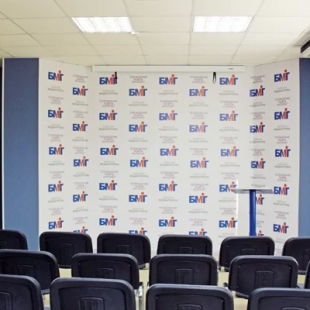 Фотография конференц-зала Конференц-зал СМГ