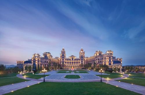 Фотография гостиницы Hilton Dalian Golden Pebble Beach Resort