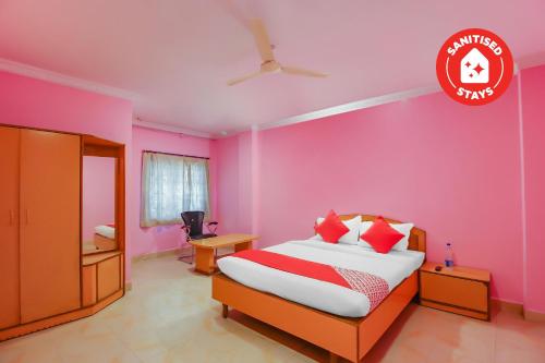 Фотографии гостиницы 
            OYO 18510 Hotel Sri Venkateshwara