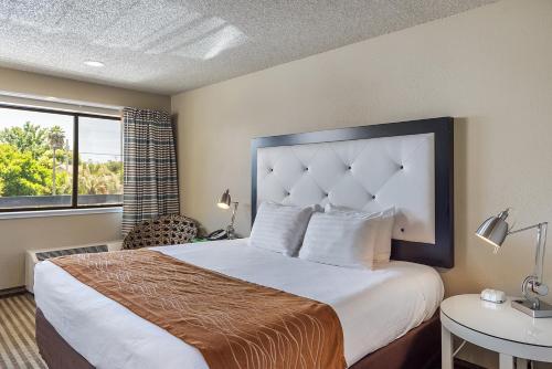 Фотография мотеля Chablis Inn