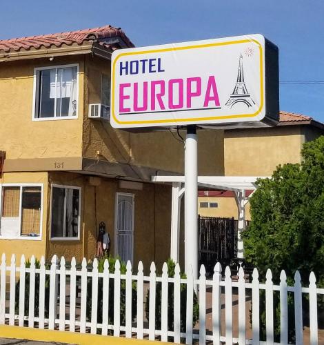 Фотография гостиницы OYO Hotel Europa Ridgecrest CA - W Upjohn Ave