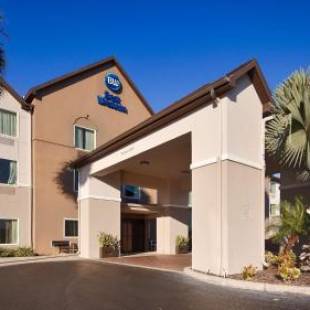 Фотографии гостиницы 
            Best Western Auburndale Inn & Suites