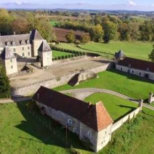 Фотографии гостевого дома 
            Château des Feugerets