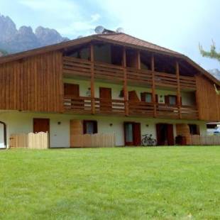 Фотографии гостевого дома 
            Spacious Chalet with Garden near Ski Area in Tyrol