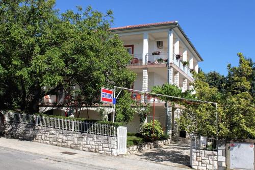 Фотография гостевого дома Triple Room Selce 2379b