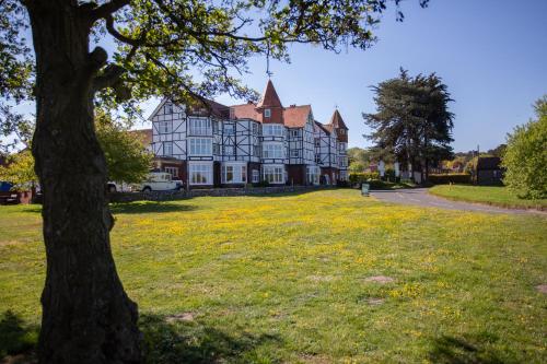 Фотографии гостиницы 
            Links Country Park Hotel