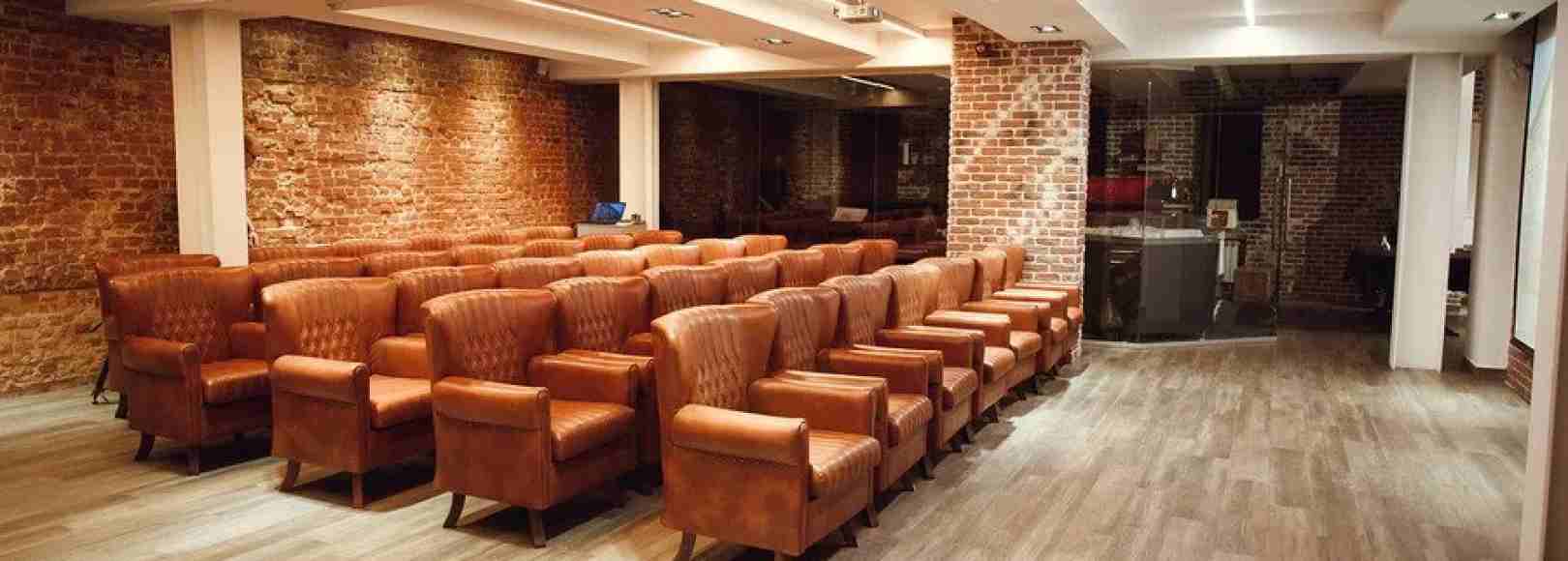 Фотография конференц-зала Зал для мероприятий Криолло