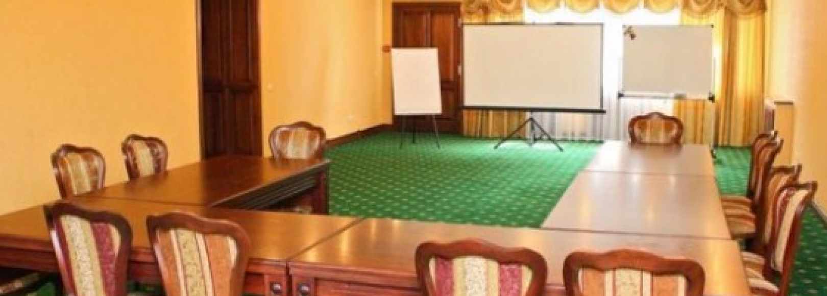 Фотография конференц-зала Славянский