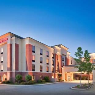 Фотографии гостиницы 
            Hampton Inn & Suites Providence / Smithfield