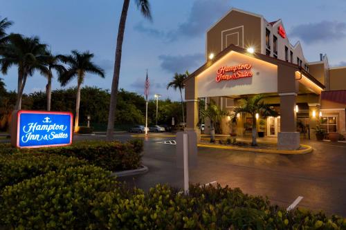 Фотография гостиницы Hampton Inn & Suites Fort Lauderdale Airport