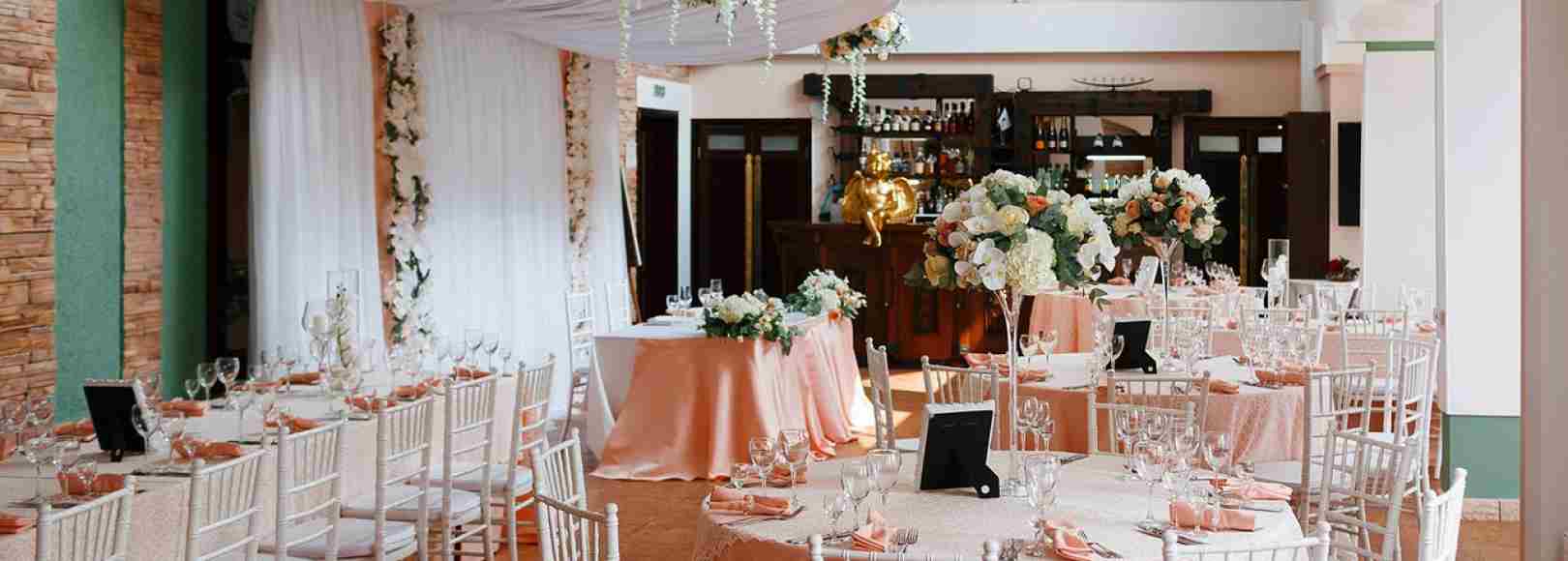 Фотография банкетного зала Уральский двор