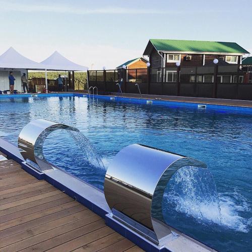 Фотография гостиницы Загородный клуб Белая Лошадь