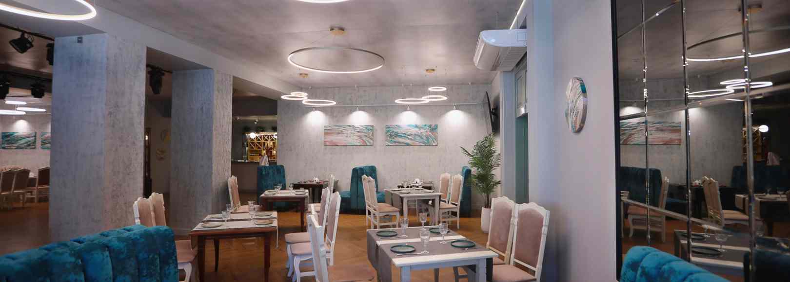 Фотография банкетного зала Зал ресторана Северо-Восток