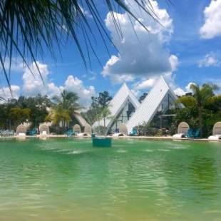 Фотографии мини отеля 
            Pyramids in Florida