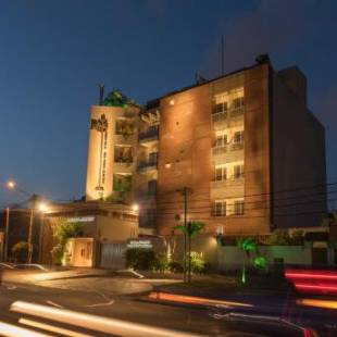 Фотографии гостиницы 
            Roots Hotel Apartments Abidjan