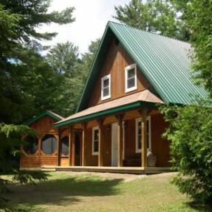 Фотографии гостевого дома 
            Chalets des Pins