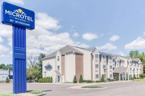 Фотография гостиницы Microtel Inn & Suites Bath