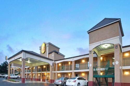 Фотография гостиницы Super 8 by Wyndham Pearl/Jackson/East