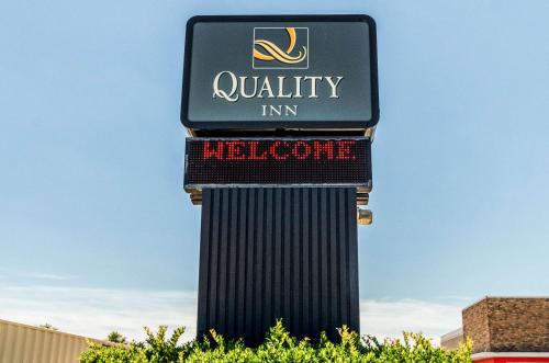 Фотография гостиницы Quality Inn Whiteville North