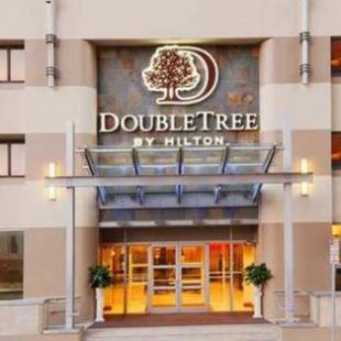 Фотографии гостиницы 
            DoubleTree by Hilton Hotel & Suites Pittsburgh Downtown